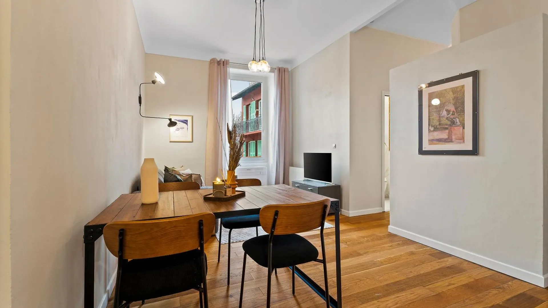 Nice Renting - Dabray - Chic & Spacious Apartment In The Heart Of Nice - Prime Location Near Attractions 0*,  France